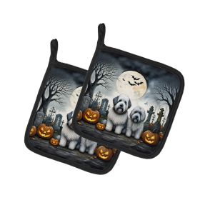 Old English Sheepdog Spooky Halloween Pair of Pot Holders Kitchen Heat Resistant Pot Holders Sets Oven Hot Pads for Cooking Baking BBQ, 7 1/2 x 7